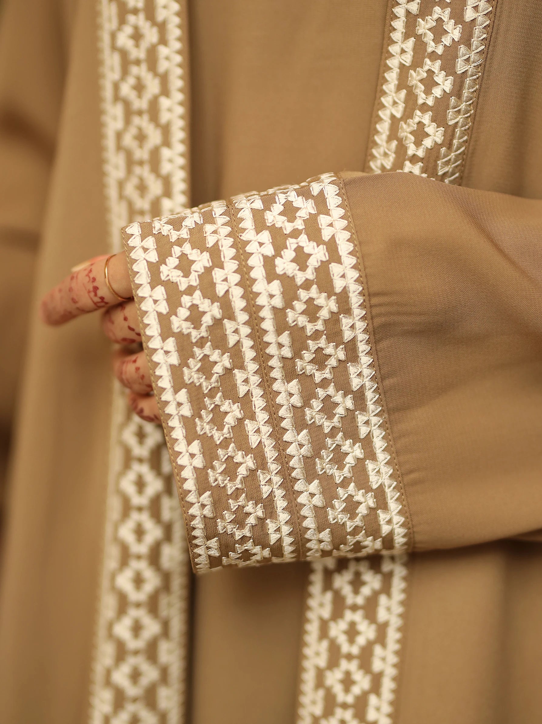 embroidery beige abaya