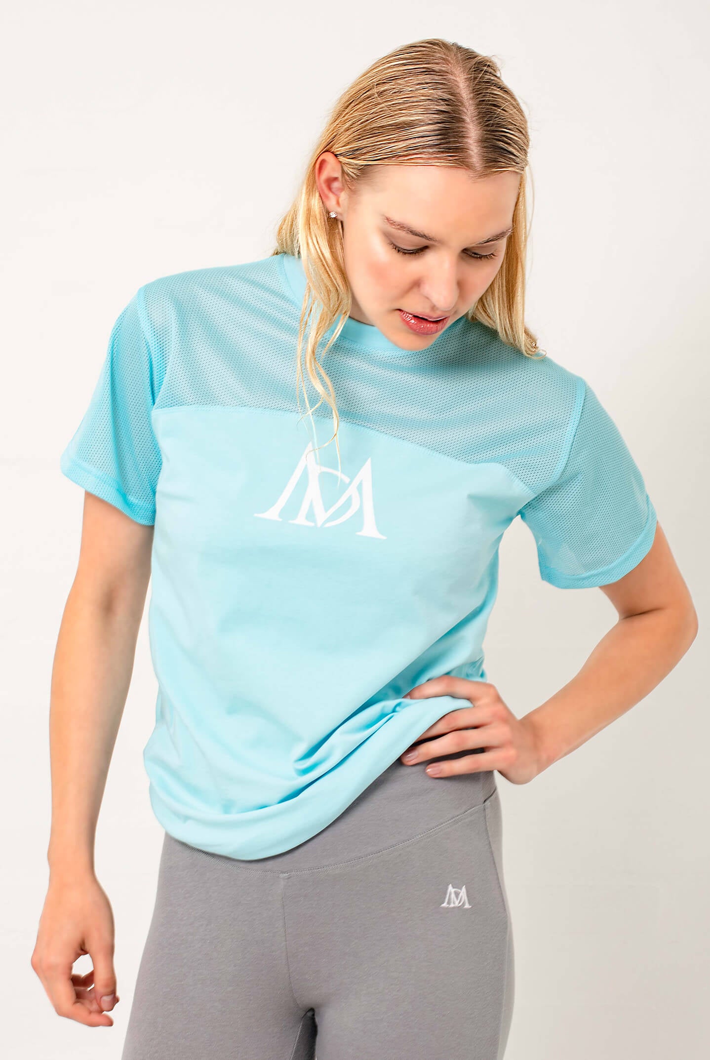 aqua t shirt womens