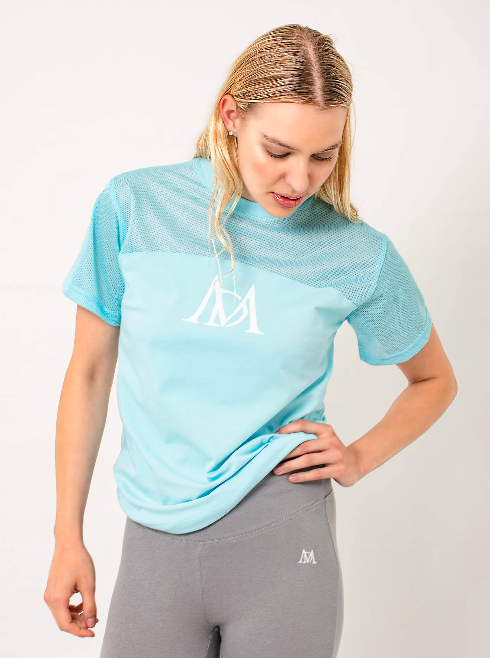 aqua t shirt womens