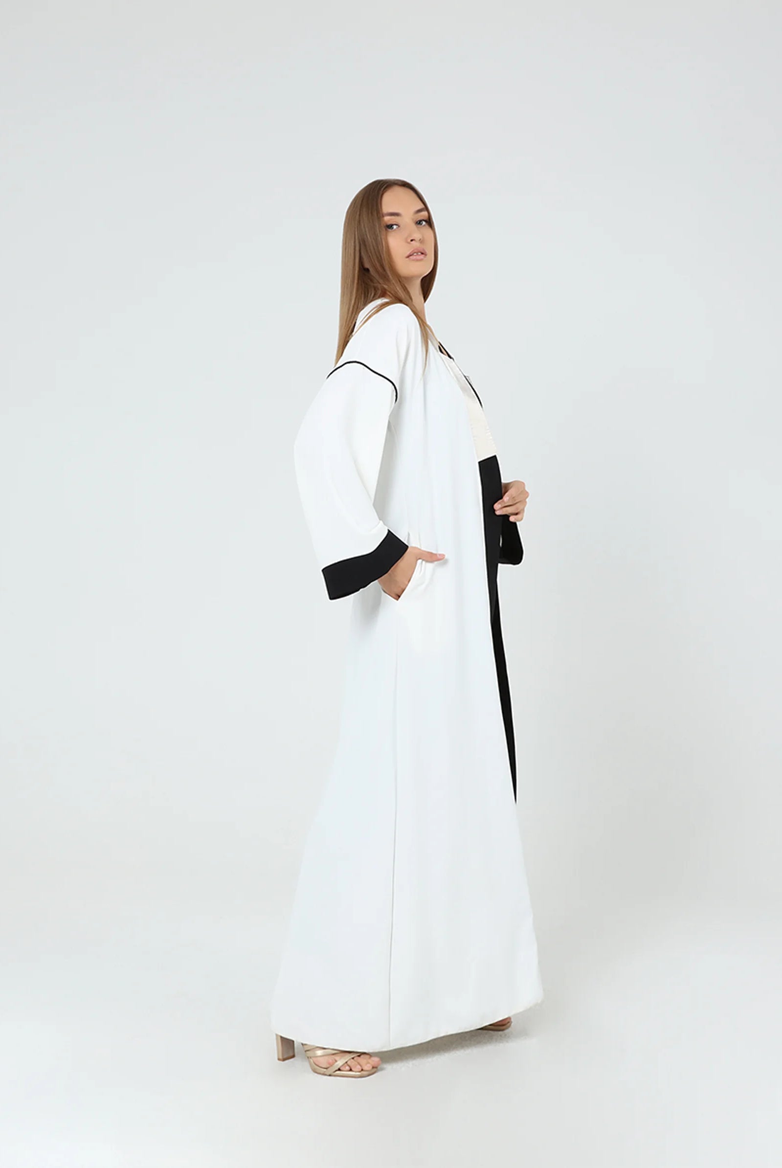 white black wide sleeve kimono