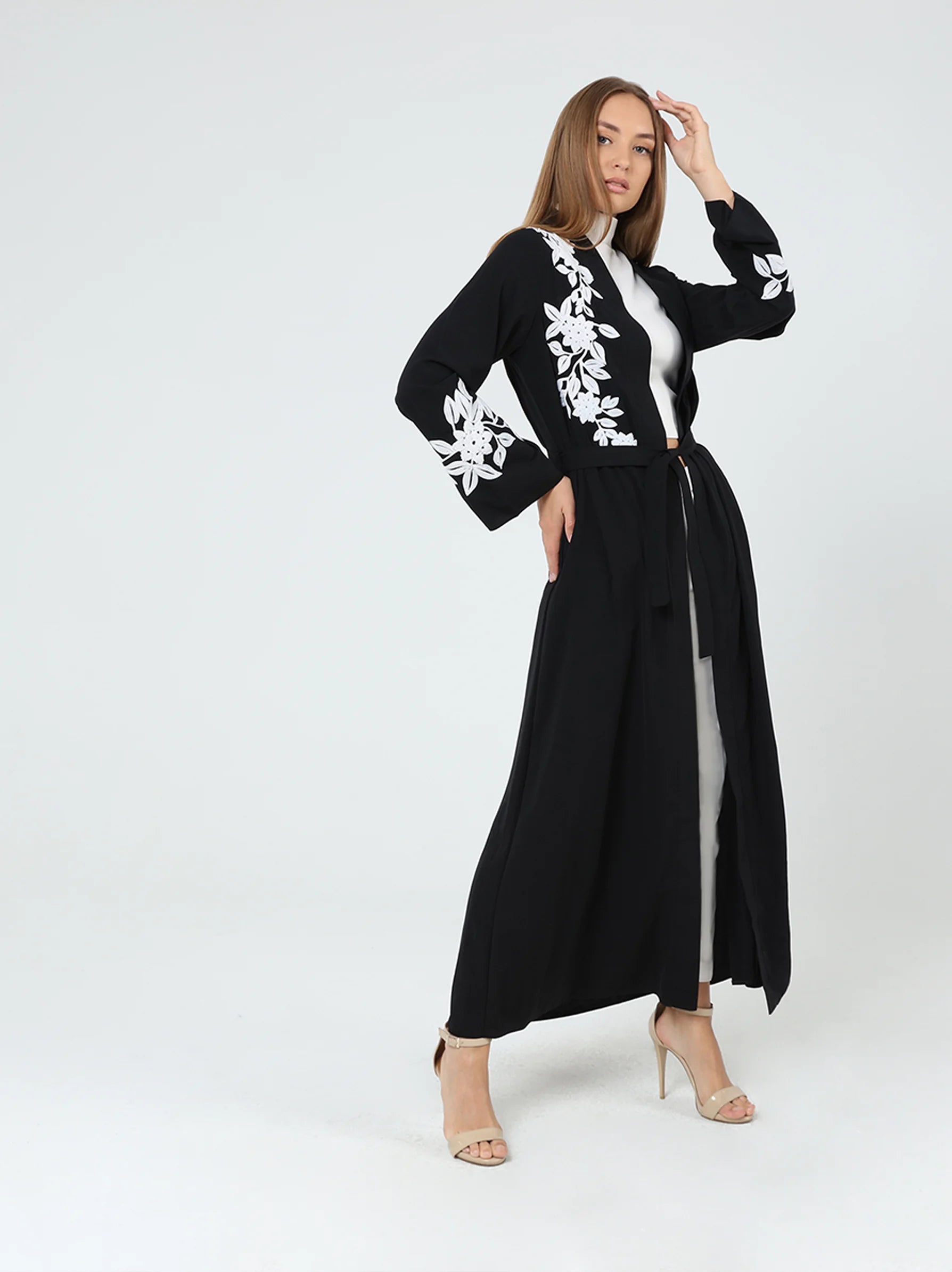 kimono with embroidery