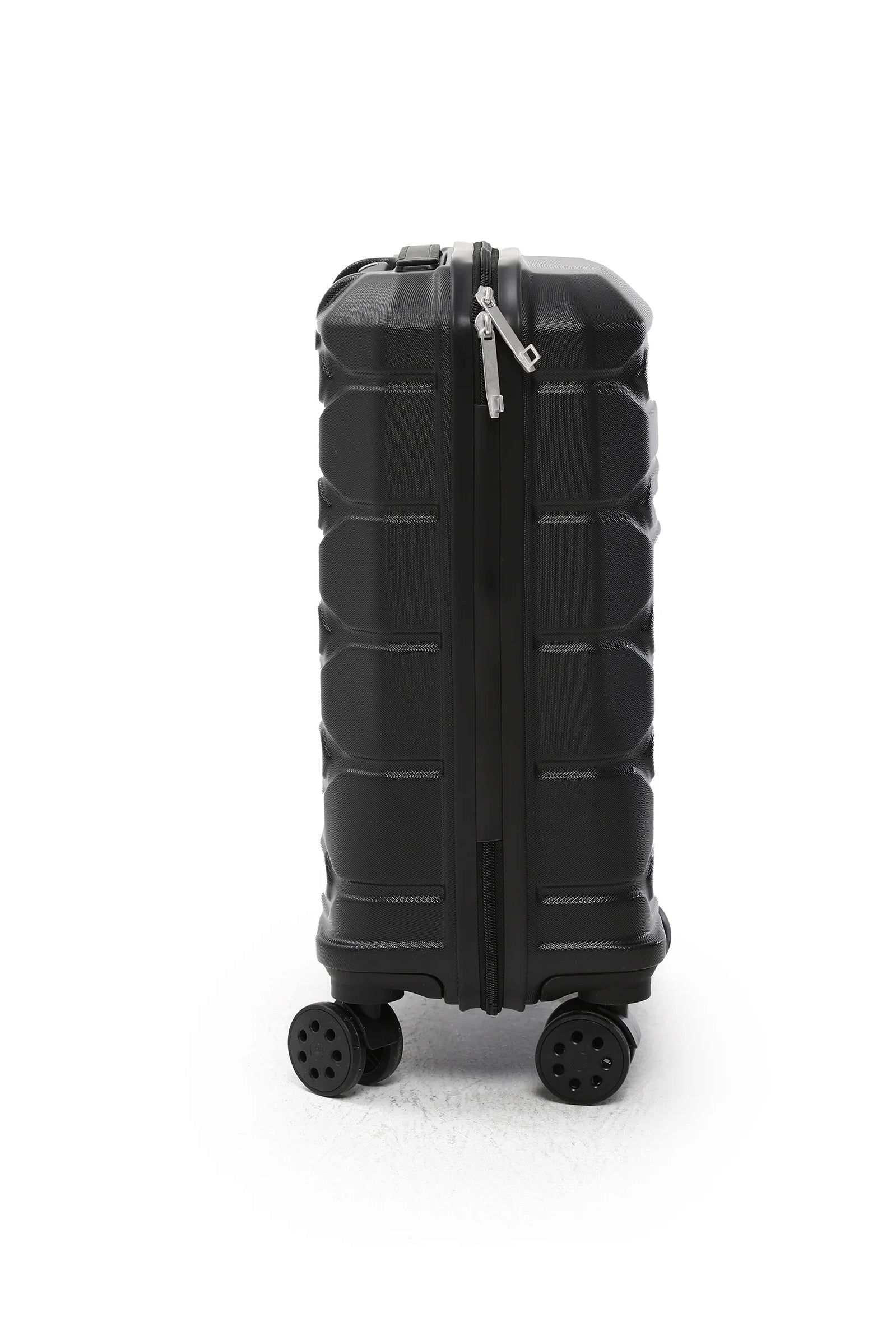 Cabin black suitcase	