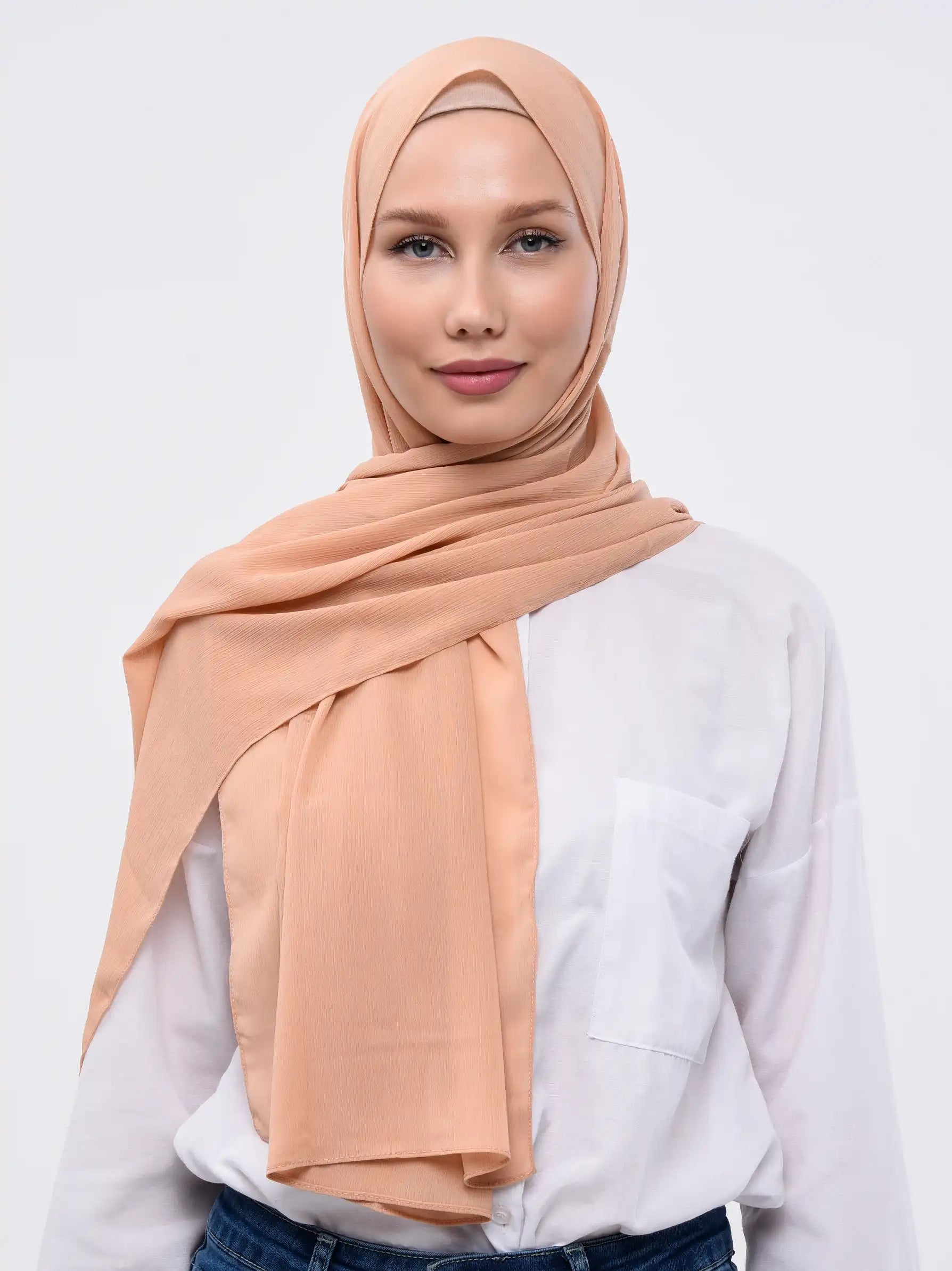 Beige chiffon hijab