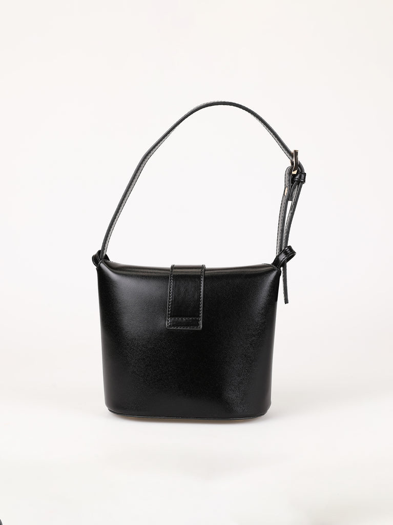 buckle detail shoulder bag
