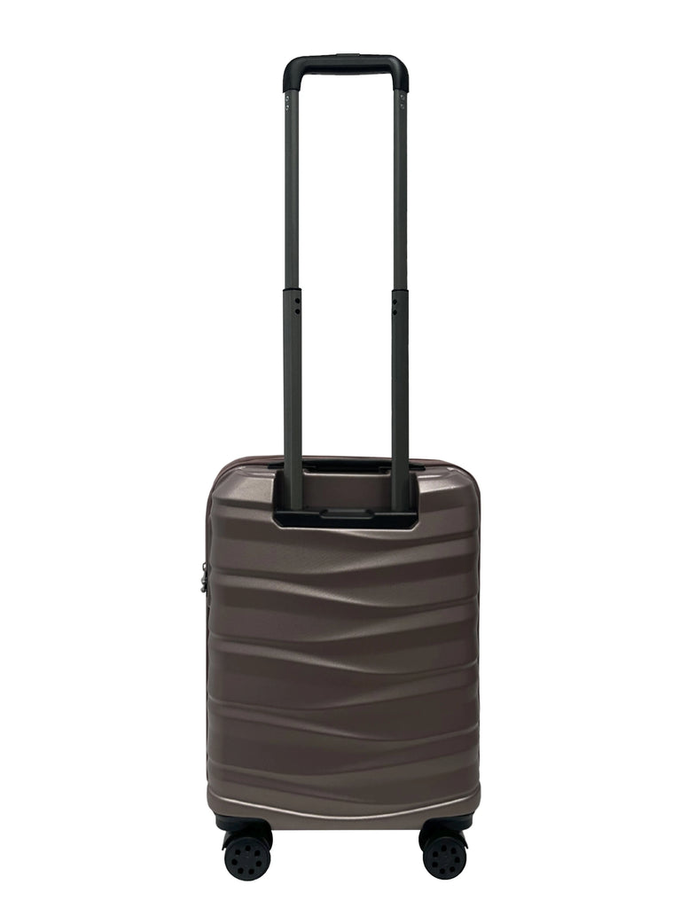 Powder cabin suitcase uk
