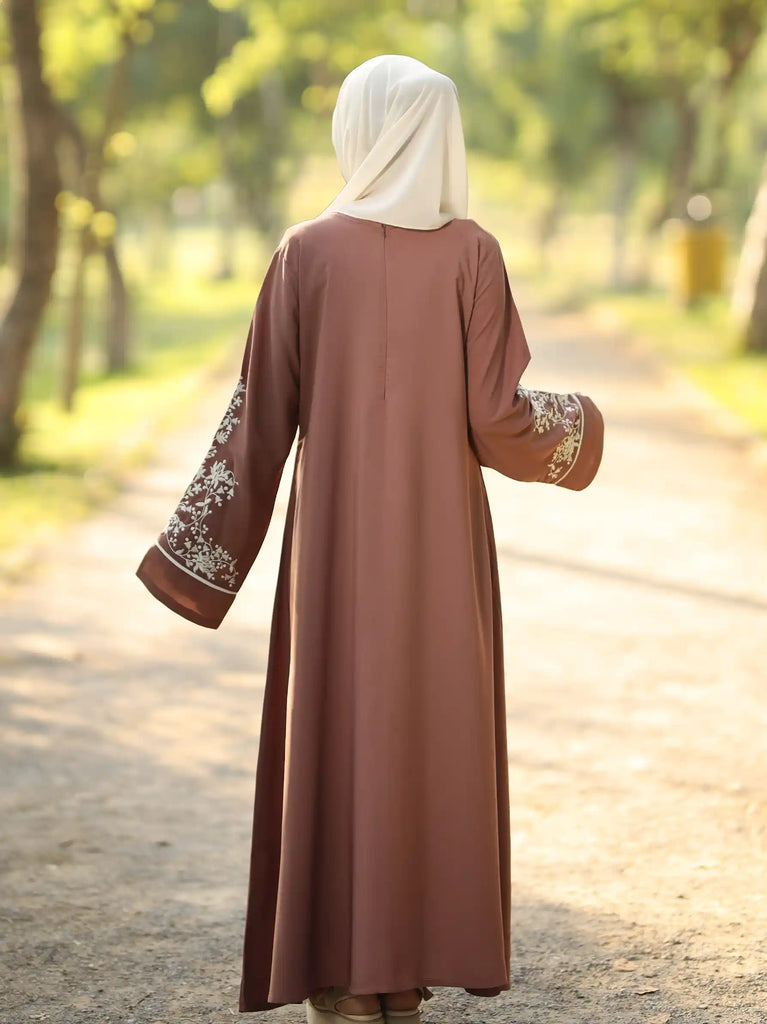 pink abaya