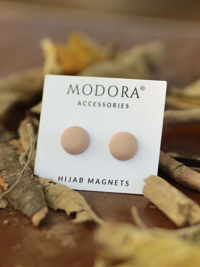 Cream Hijab Magnet