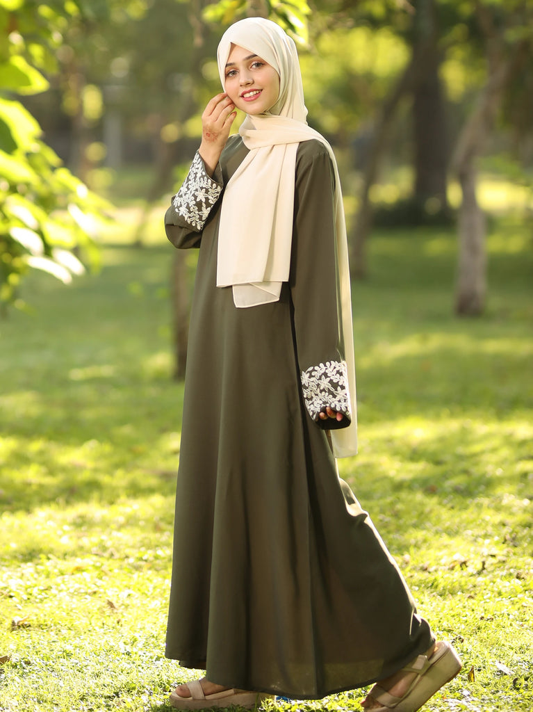 embroidery abaya
