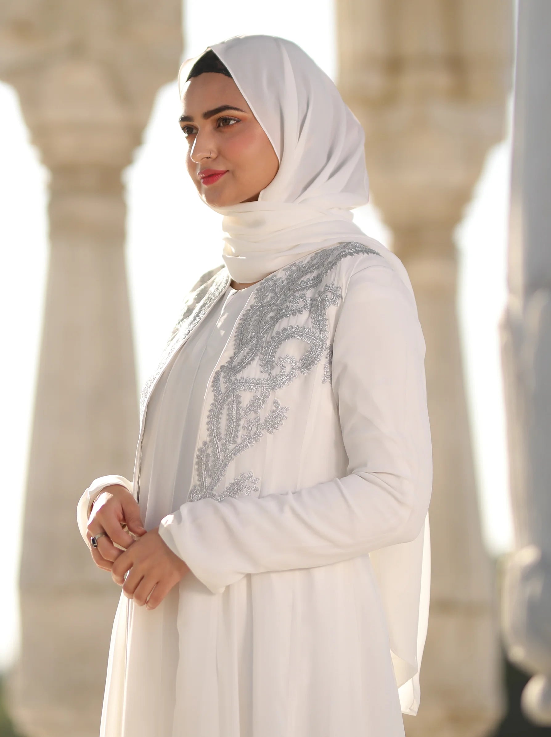 White Chiffon Open Abaya White Abaya for Umrah Modora UK