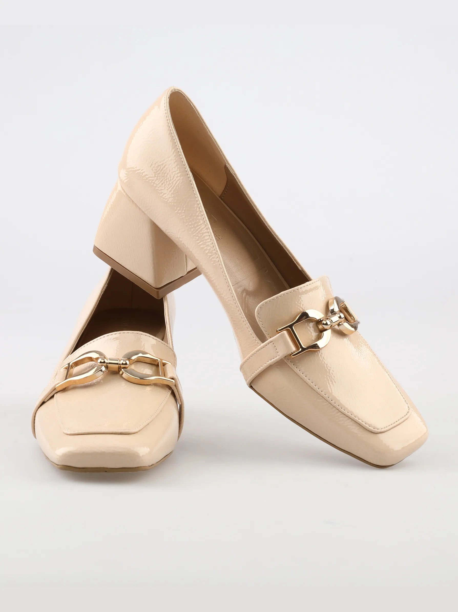 Ladies gold 2025 heels uk