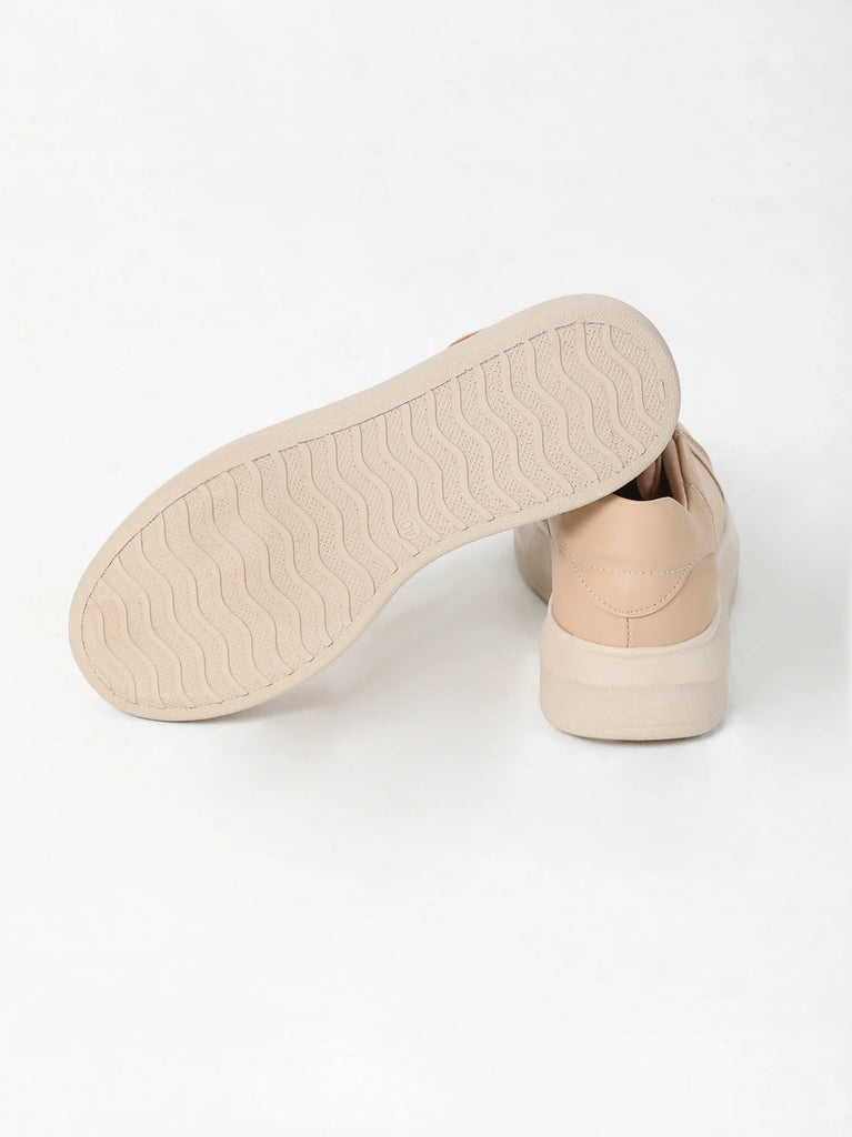 tan flat women trainer