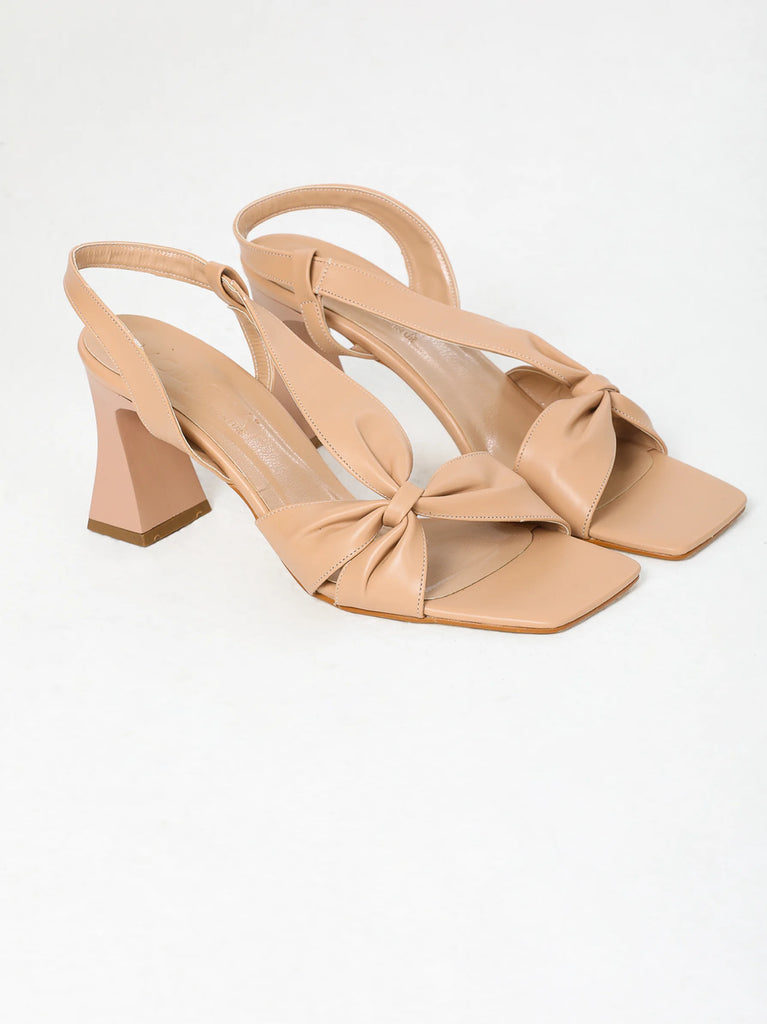 knot detail sandals
