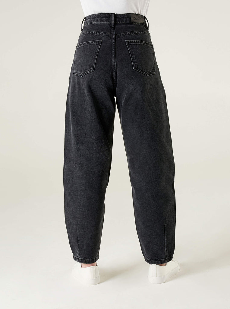 balloon leg jeans