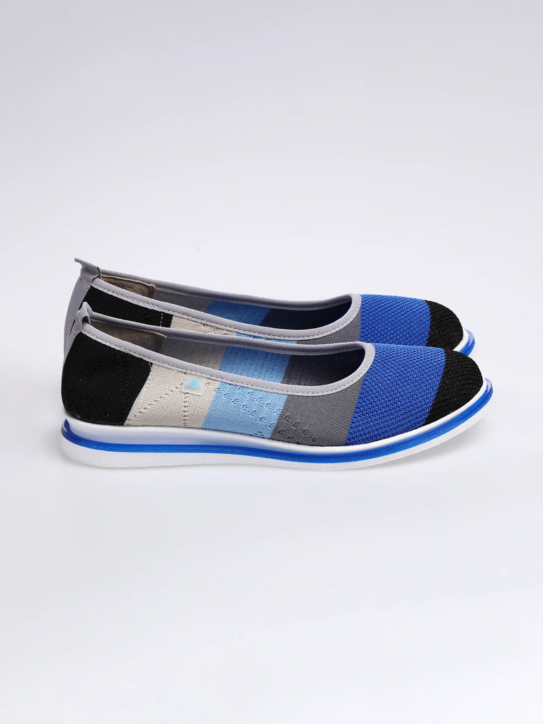 blue black flat pumps