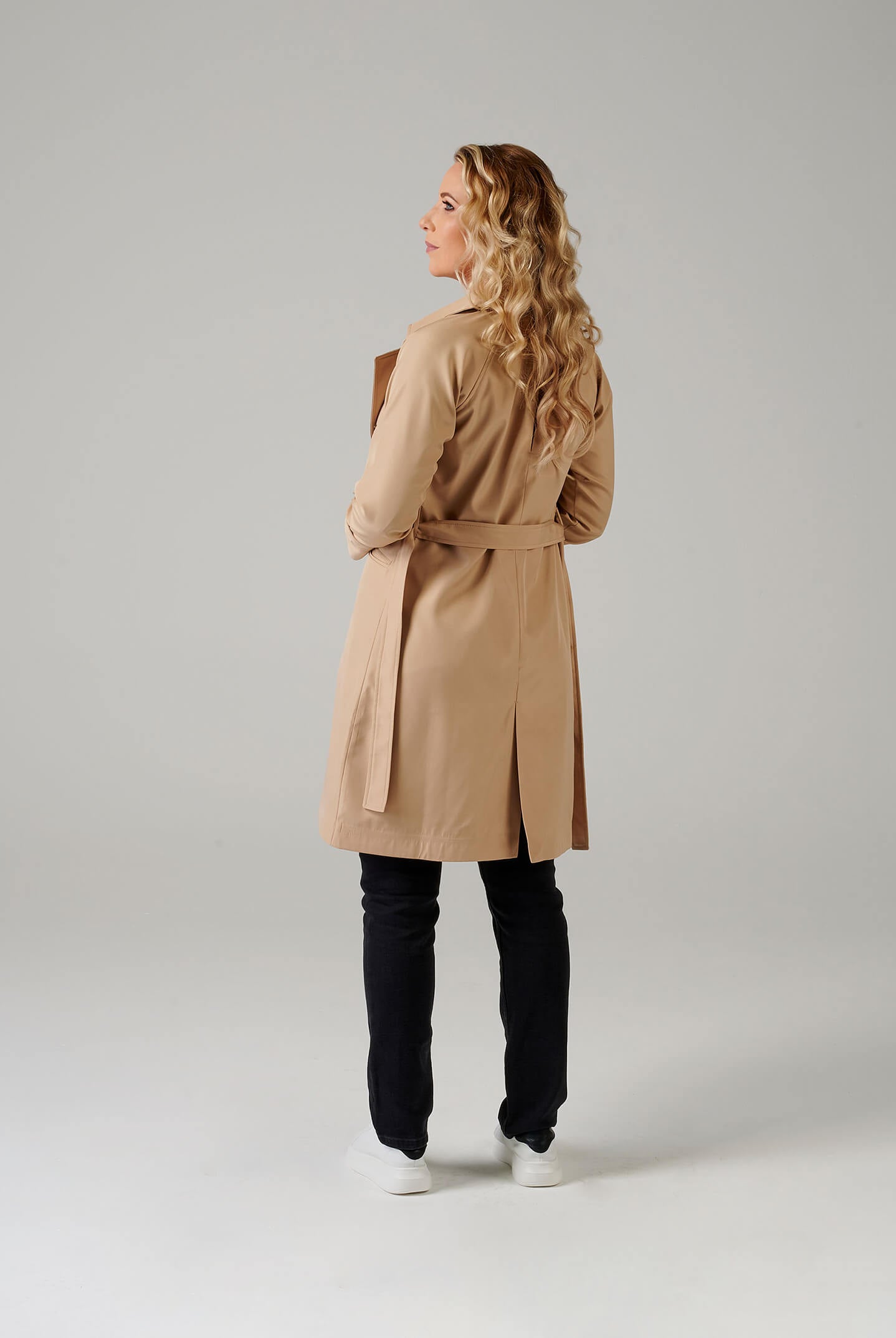 Point Collar Trench Coat