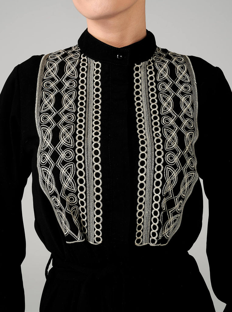 long sleeve embroided dress in black