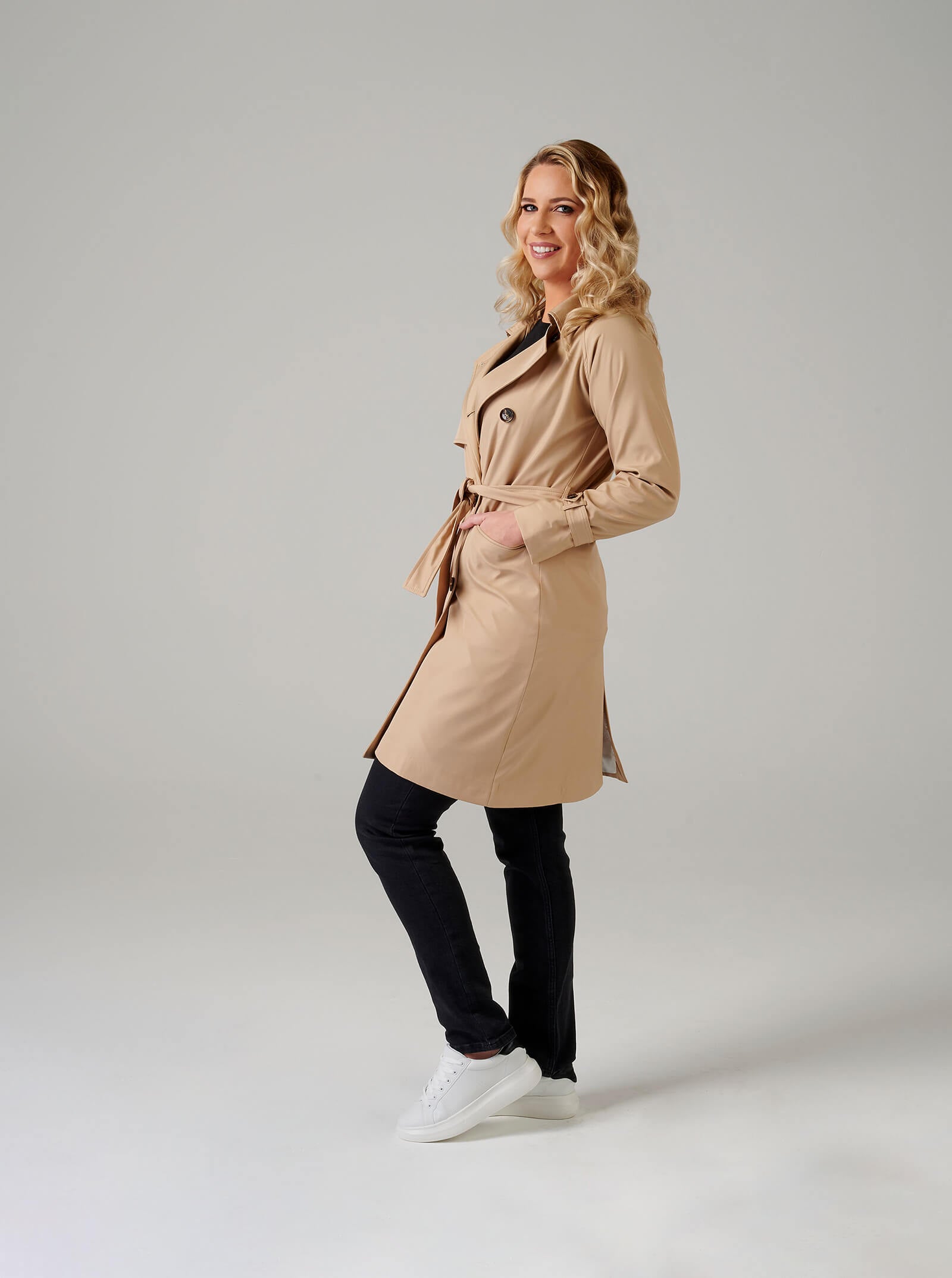 trench coat with trainers