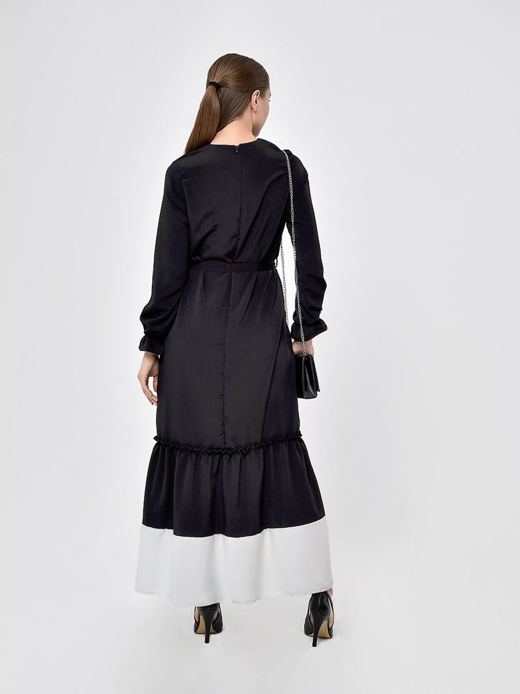 Black fit and sales flare skirt woman