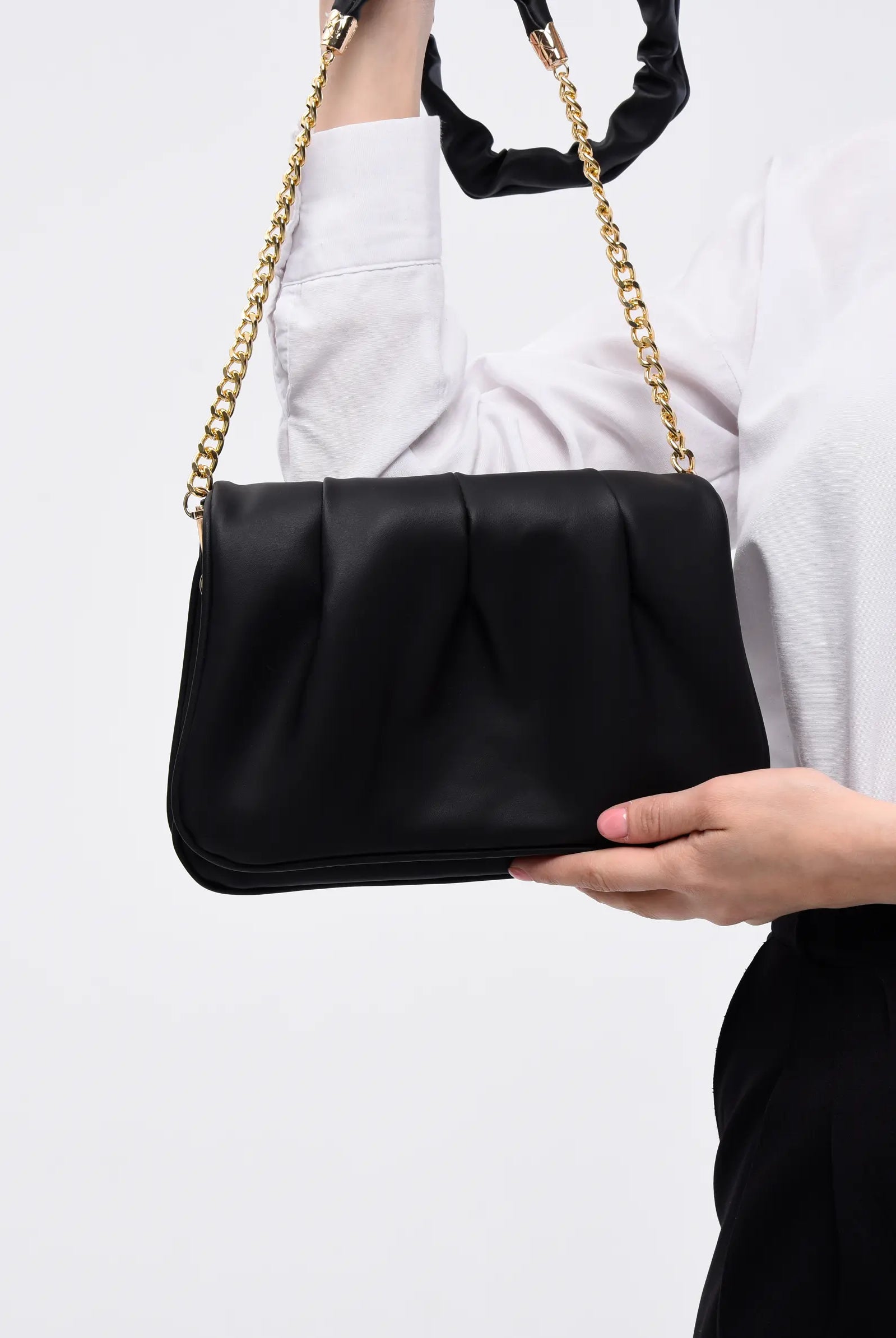 mini bag with gathered handle black