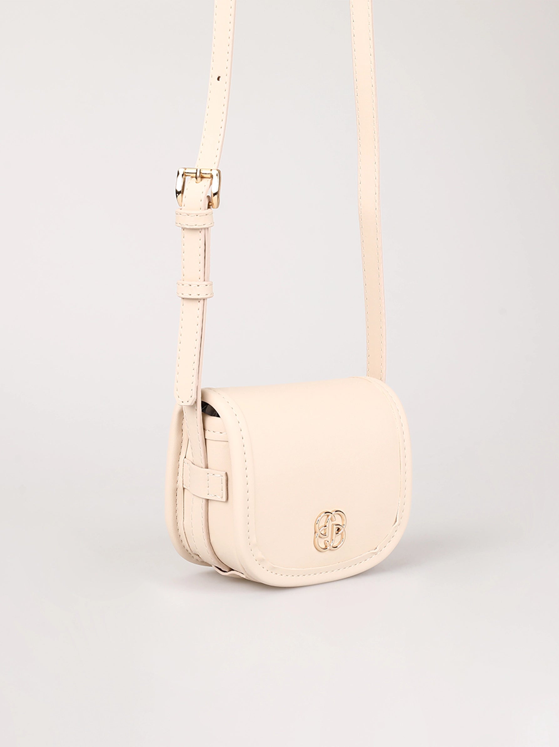 Cream cross top body bag uk