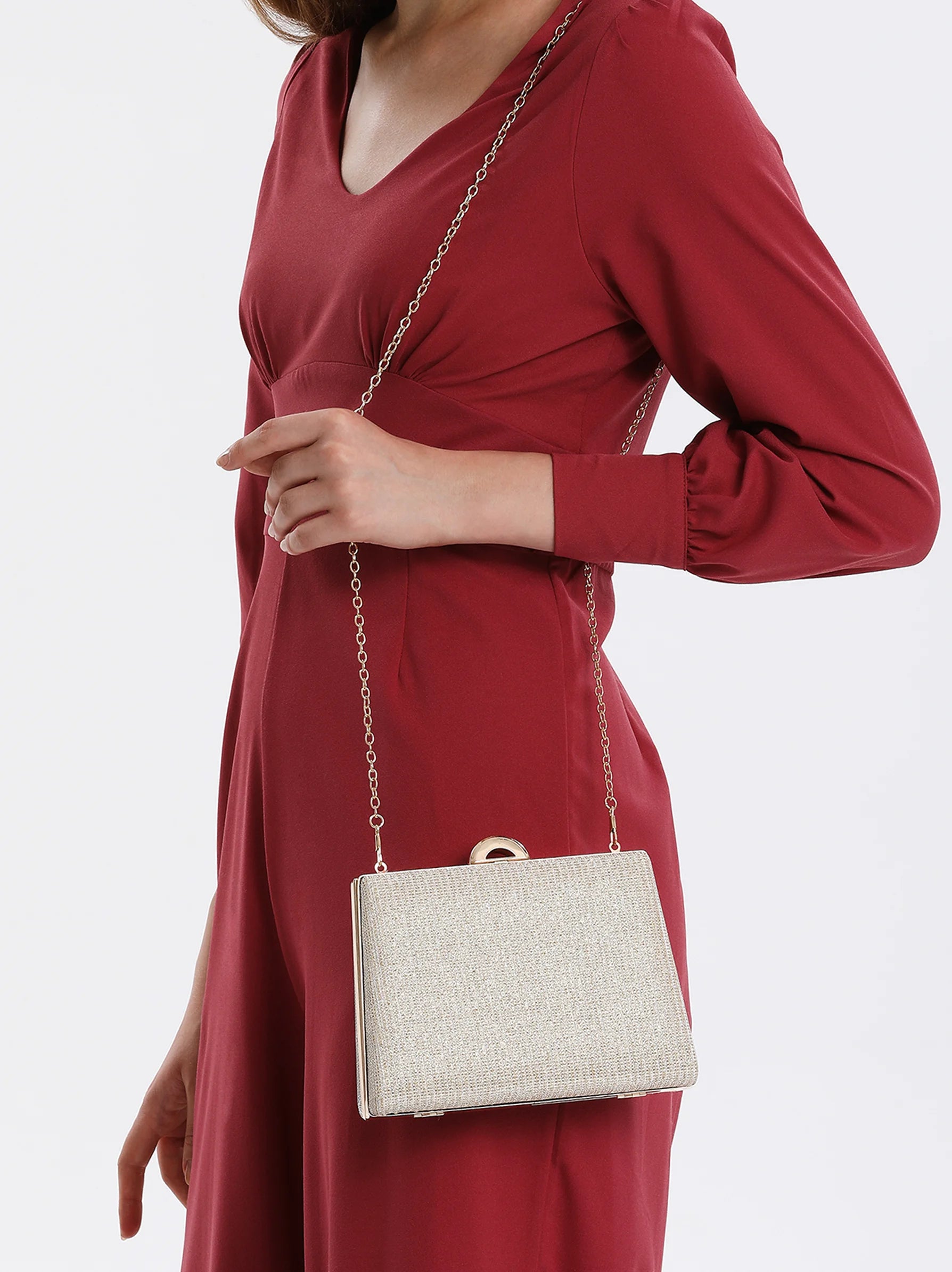 Silver dress 2025 clutch bag