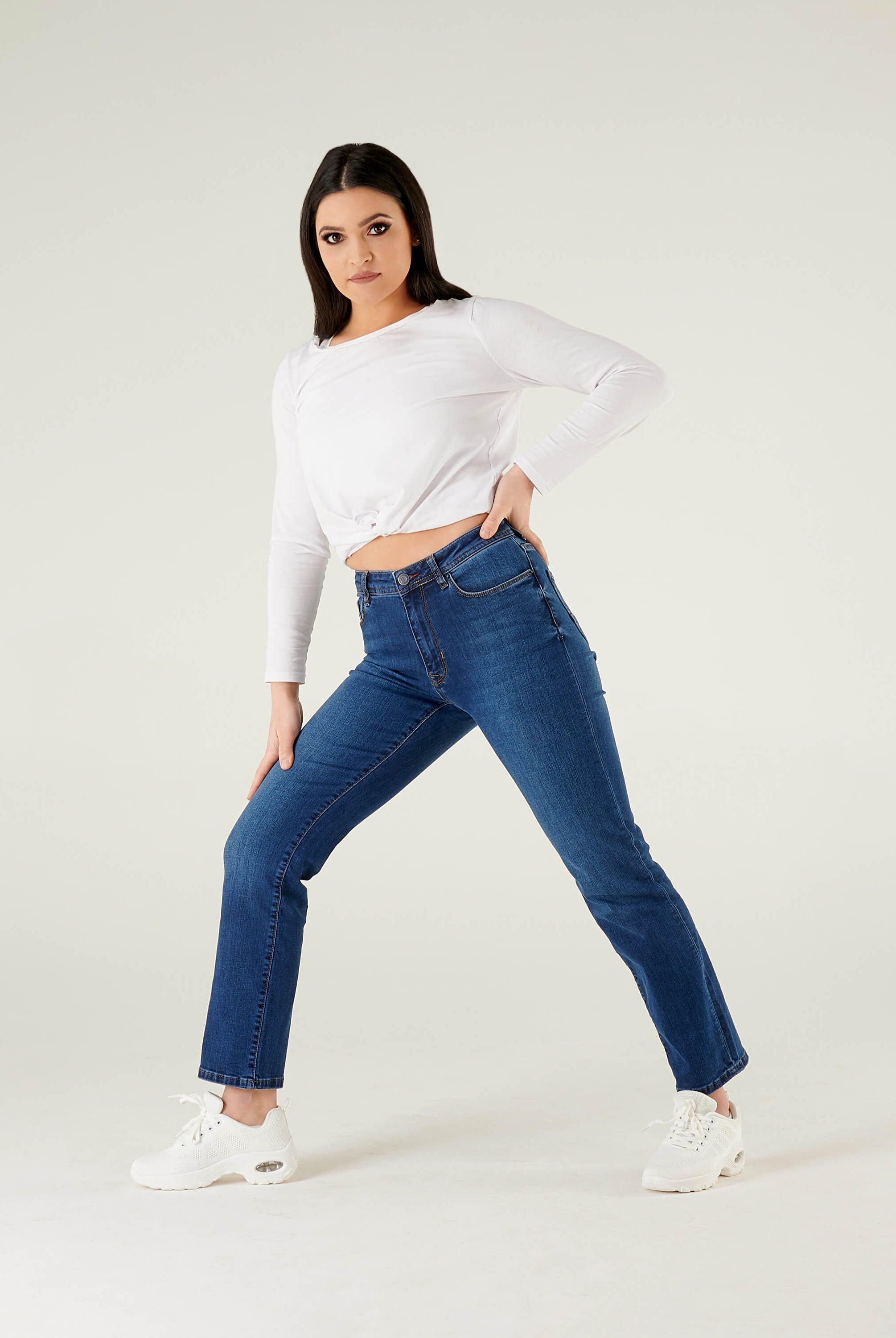 womens straight cut jeans