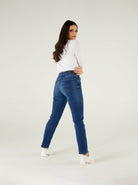 women's straight leg jeans