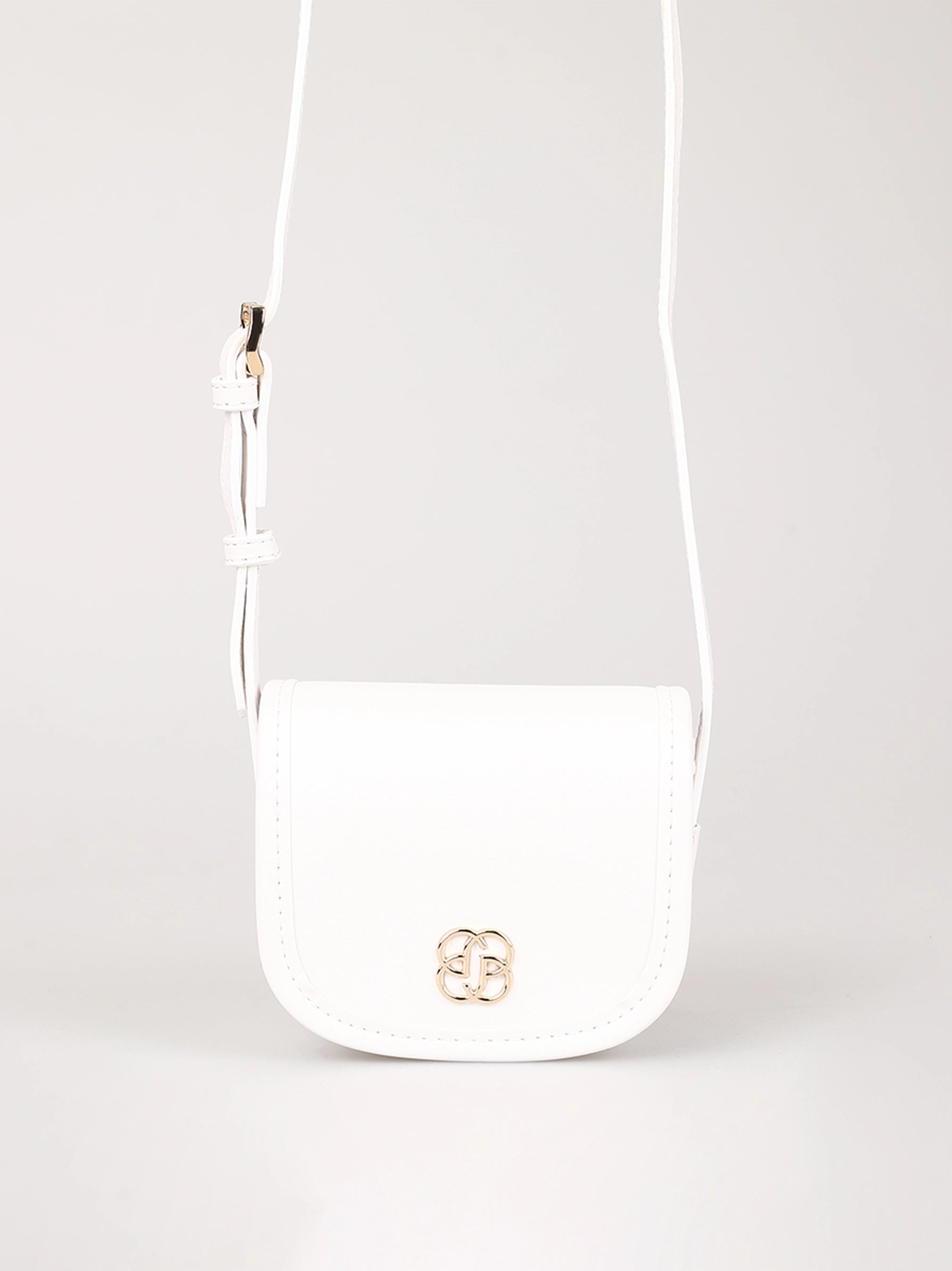 White cross hotsell body bag uk